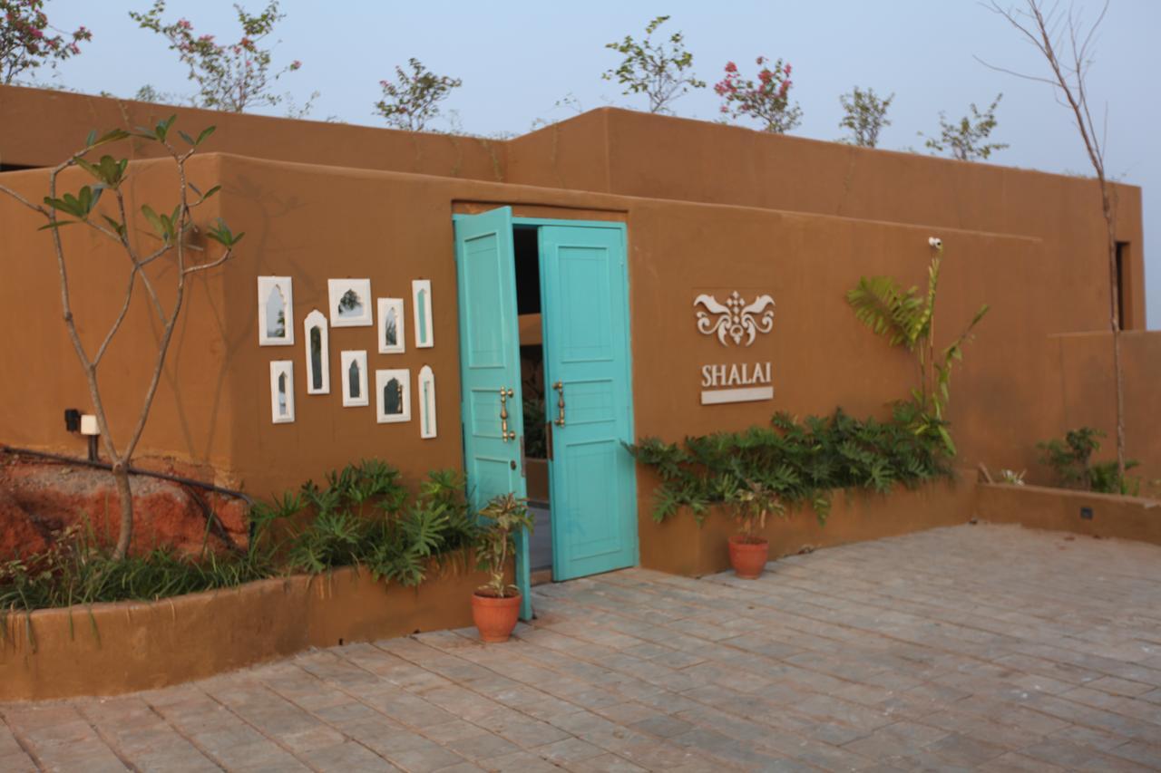 Hotel Red Thread Vagator Exterior foto